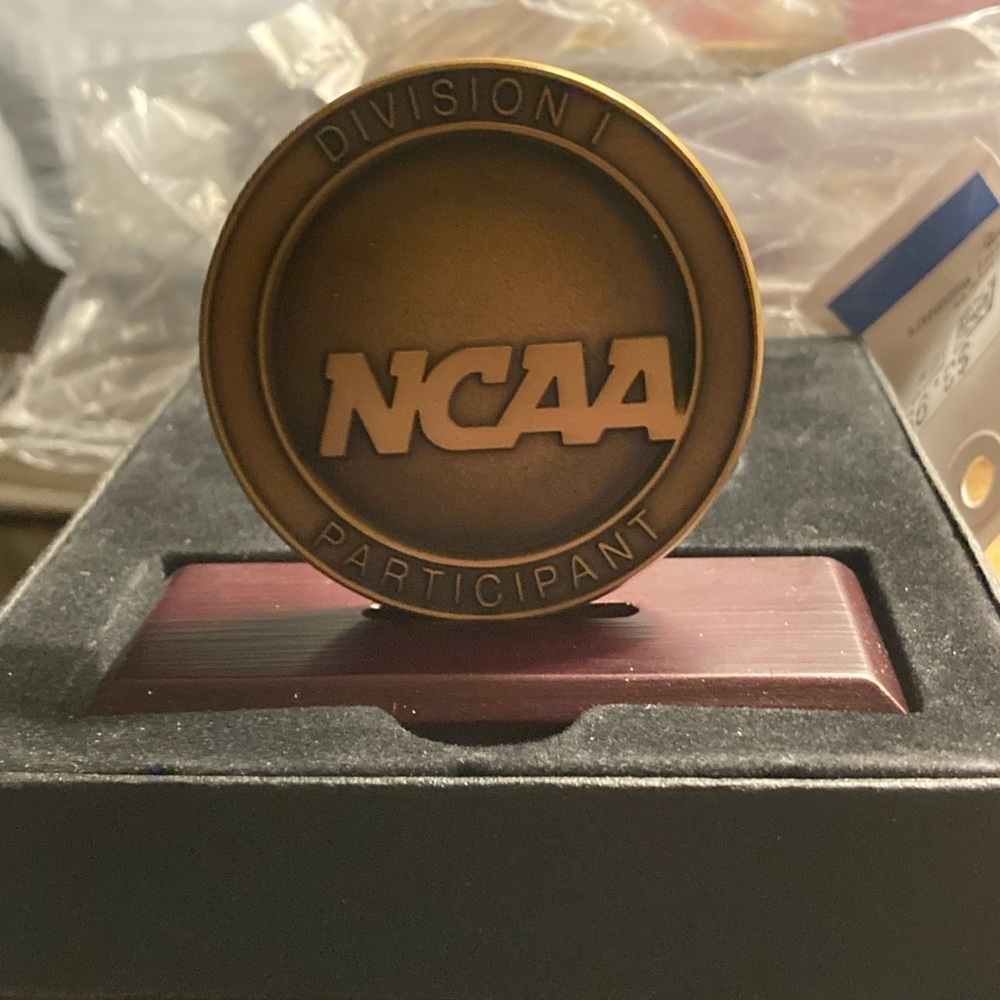 NCAA 2011 1st divisional baseball token